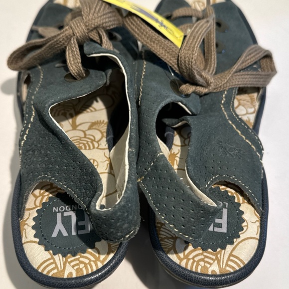 Fly London Lace Up Wedge Blue Perforated Leather Sandals EUR 42 New With Tags - Picture 9 of 13